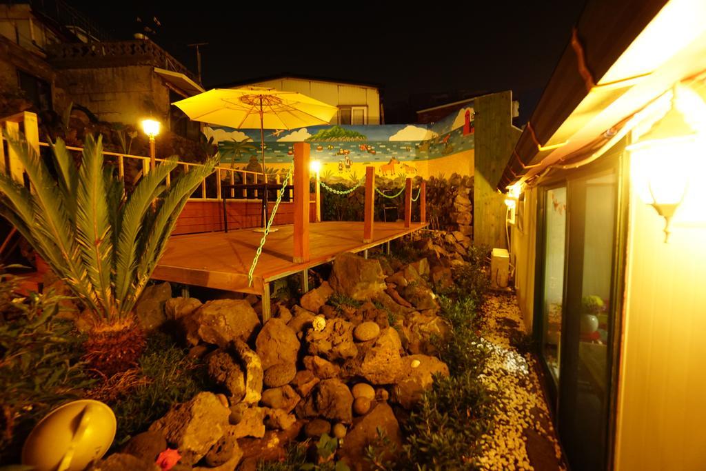 Little Haenyeo Villa Jeju Eksteriør billede